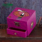 Caja de música de cartón El viaje de Chihiro - Imagen 3